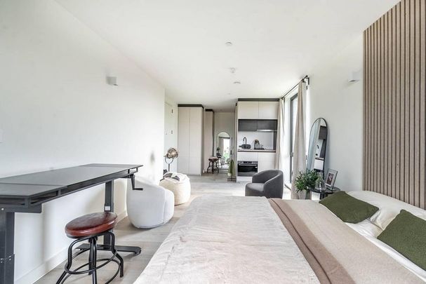 Studio to rent - Photo 1