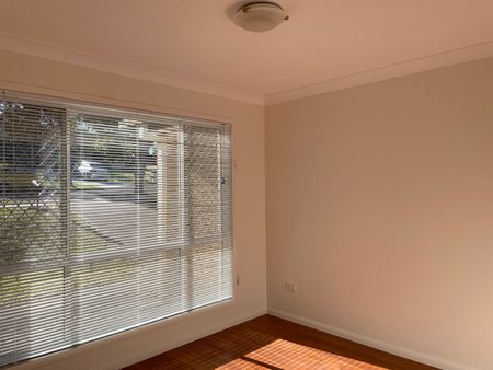 60 Ravenswood Lane, Springfield QLD 4300 - House For Rent | Domain - Photo 3