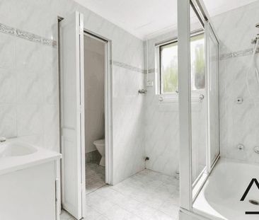 BEAUTIFUL TWO BEDROOM WITH COOKS RIVER VIEWS - Photo 4