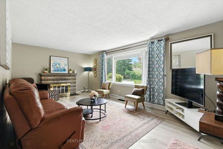 For Lease - 330 GLENROSE Drive, London South, Ontario - Photo 2