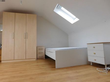 4 bedroom terraced house to rent - Photo 4