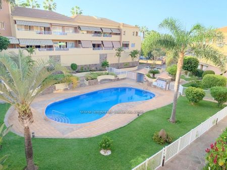 Para pasar una agradable estancia en el Puerto de la Cruz ofrecemos en alquiler, precioso apartamento totalmente amueblado y equipado, con piscina, - Photo 4