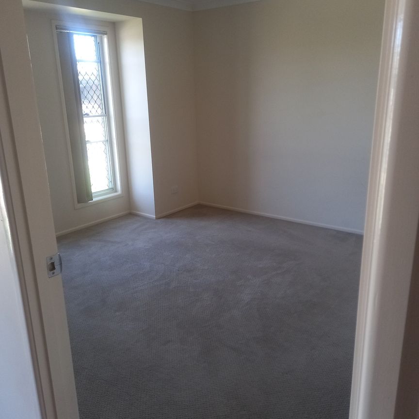 Caboolture - Photo 1