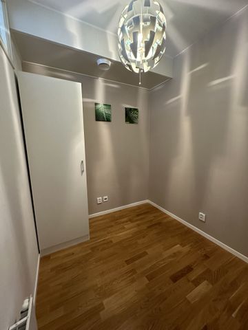 Hägerneholmsvägen, Täby - Photo 3