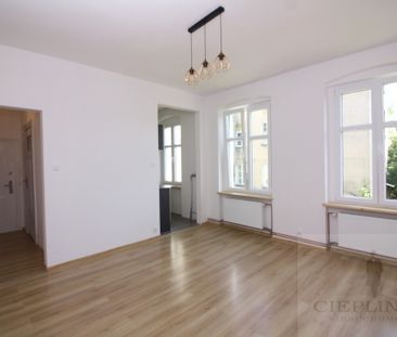 Dwa pokoje na wynajem - ścisłe centrum Stargardu - Zdjęcie 6