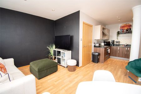Dock Road, CH41 1DN, Birkenhead - Photo 4