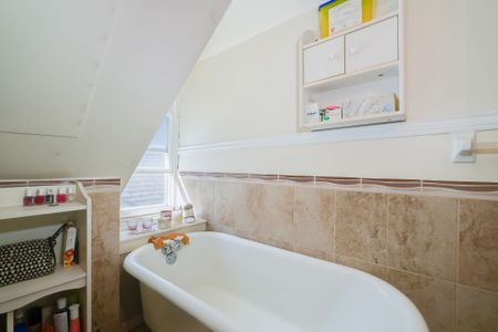 For Lease - 50 Glenrose Avenue Unit# 5, Toronto, Ontario - Photo 5