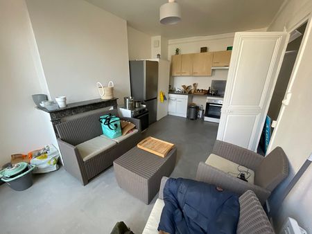 NEUVILLE AUX BOIS - APPARTEMENT F4 - Photo 2