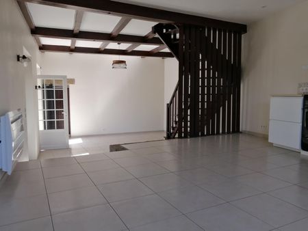 Location / Maison T3 - Photo 2