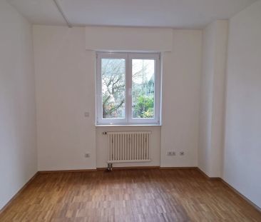 Helle 3-Zimmer-Wohnung im Erdgeschoss *Tiefgaragenstellplatz - Photo 1