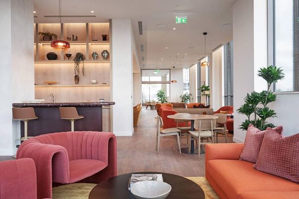 Studio to rent - Photo 1