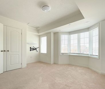 For Lease - 2376 Chevron Prince Path, Oshawa, Ontario - Photo 6