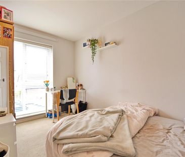 6 bedroom semi-detached house to rent - Photo 5