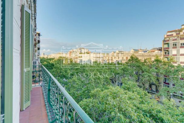 Barcelona Capital - Photo 1