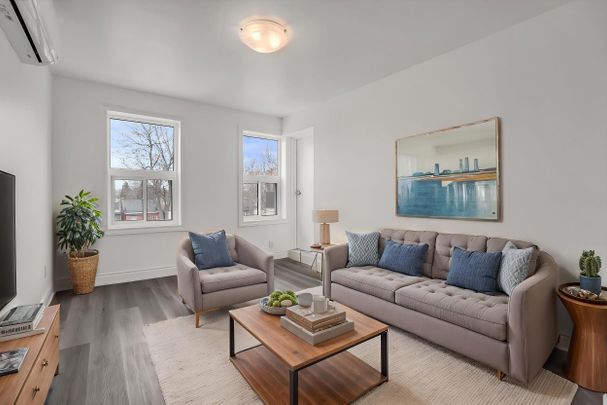 For Lease - 2820 Danforth Avenue Unit# 302, Toronto, Ontario - Photo 1