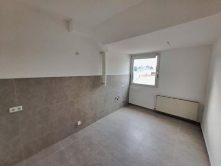 Großzügige 3-Zimmer Wohnung im Kern von Bad Neuenahr - Photo 3