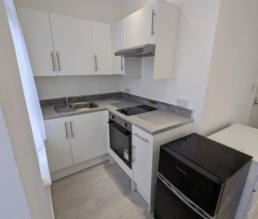 Studio to rent - Photo 5