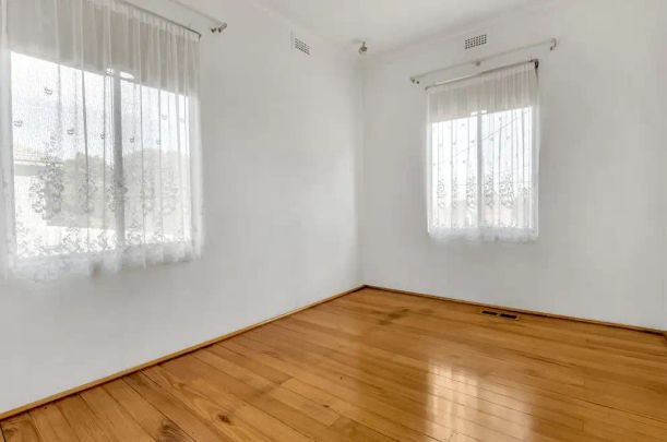 110 Summerhill Road, Reservoir VIC 3073 - Photo 1