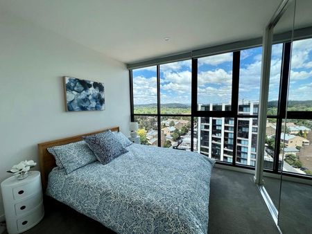 One-Bedroom Penthouse in ‘The Mark’! - Photo 4