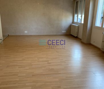 Location Appartement 3 pièces 76m² SOISSONS 02200 - Photo 4