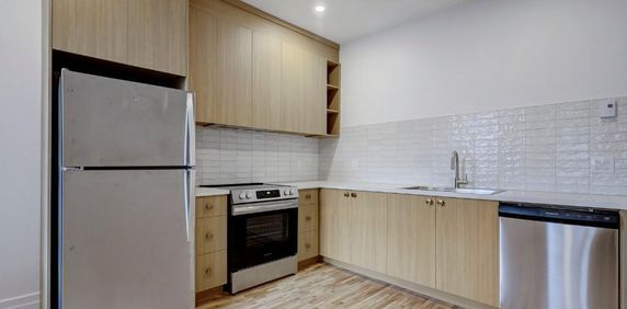 908 RUE OSBORNE 3 1/2 - Photo 2