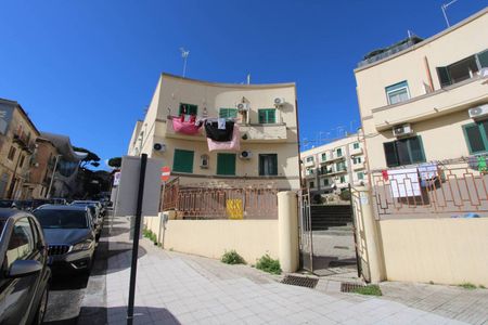Trilocale via Rocca Guelfonia, Centro Storico, Messina - Photo 4