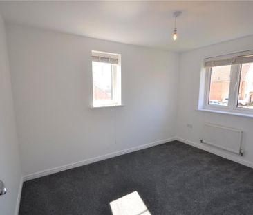 3 bedroom detached house to rent - Photo 3