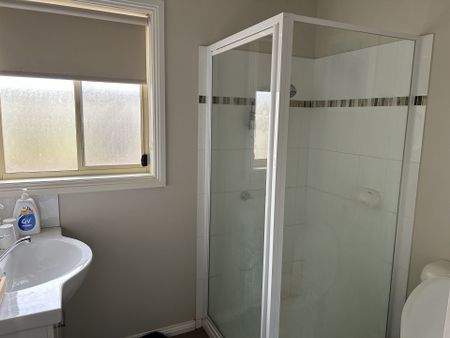 MODERN LIVING WITH LOW MAINTENANCE CONVENIENCE - Photo 2