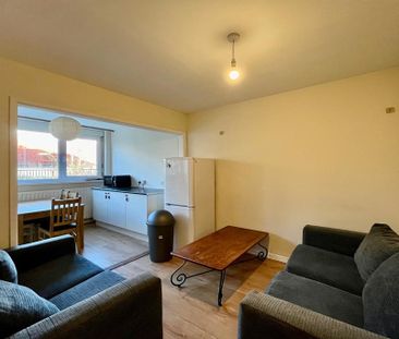 6 bedroom end of terrace house to rent - Photo 1