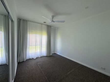 Beautifully Updated Four Bedroom - Photo 4