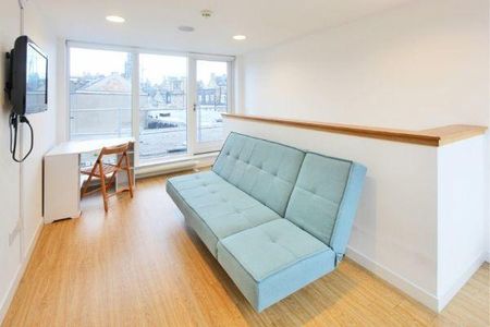 1 bedroom in a flat share to rent - Photo 5