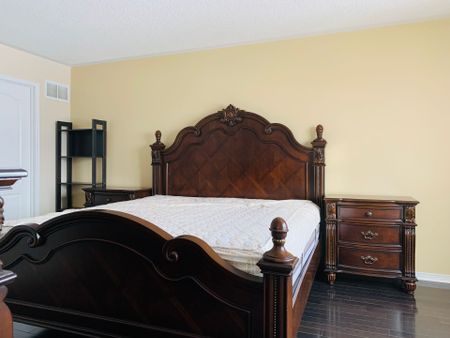 For Lease - 275 White's Hill Avenue, Markham, Ontario - Photo 5