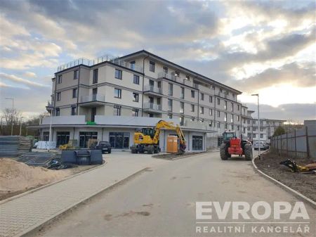 Pronájem bytu 2+kk s vlastní terasou v Brandýse nad Labem ul. Augustina Lukeše - Фото 4