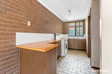 Well-Priced 2 Bedroom Unit Offering Easy Living - Photo 4