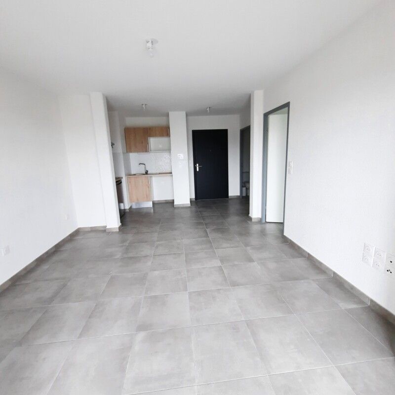 Location Appartement 2 pièces 40m² NIMES 30000 - Photo 1