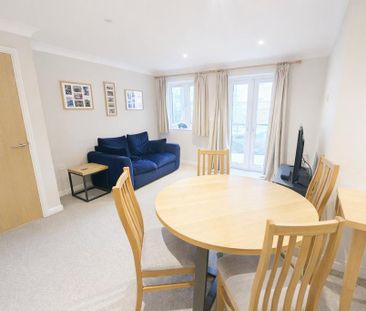 2 bedroom flat to rent - Photo 3