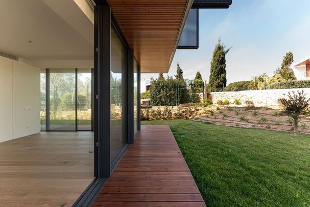 Luxury Detached House for rent in Cascais, Lisbon - Photo 1