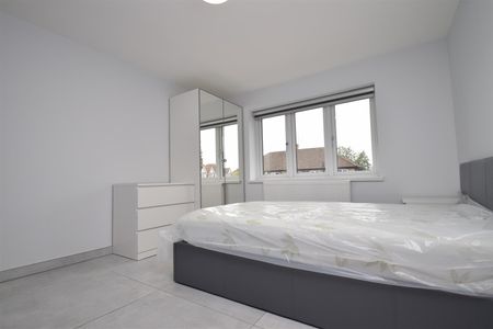 1 bedroom studio - Photo 2