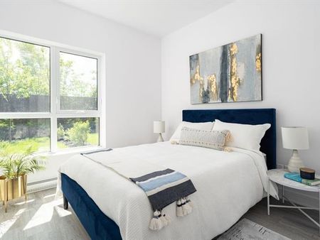 1000 Rue de Port Royal E. - Photo 4