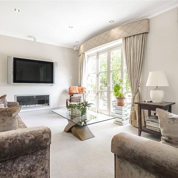 4 bedroom detached house to rent - Photo 1