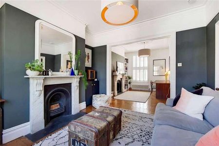 Crystal Palace Road, East Dulwich, London, SE22 - Photo 2