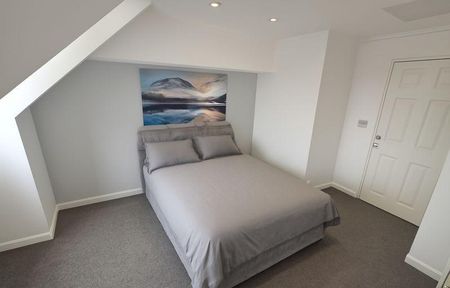 1 bedroom in a house share to rent - Photo 4