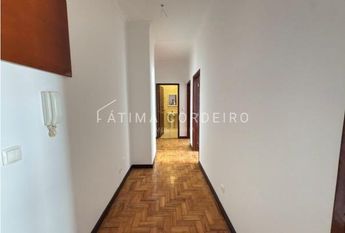 Apartamento T3 em Setúbal