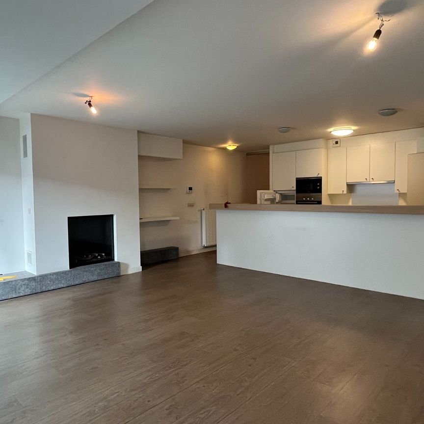 Ruim 3-slaapkamerappartement in hartje Waregem te huur - Foto 1