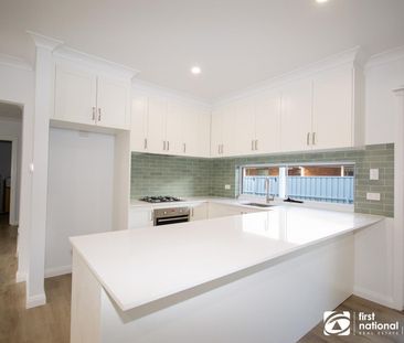 BRAND NEW EXECUTIVE TOWNHOUSE IN THE HEART OF MUDGEE - Photo 3