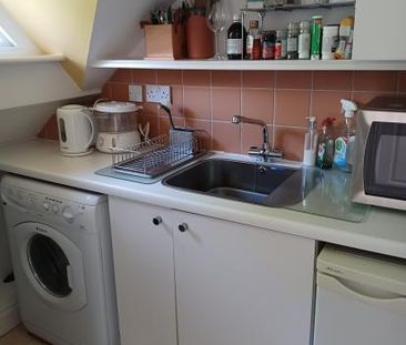 boutique style S/C flat - Photo 3