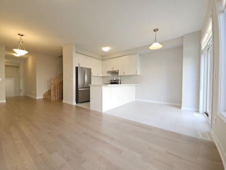 For Lease - 23 Freeman Williams Street, Markham, Ontario - Photo 4