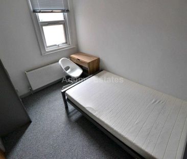 5 bedroom terraced house to rent - Photo 6