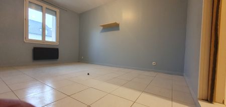 Location Appartement 2 pièces 43m² VAUJOURS 93410 - Photo 2