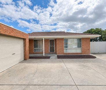 Spacious & Low-Maintenance Living in a Convenient Shepparton Location - Photo 6